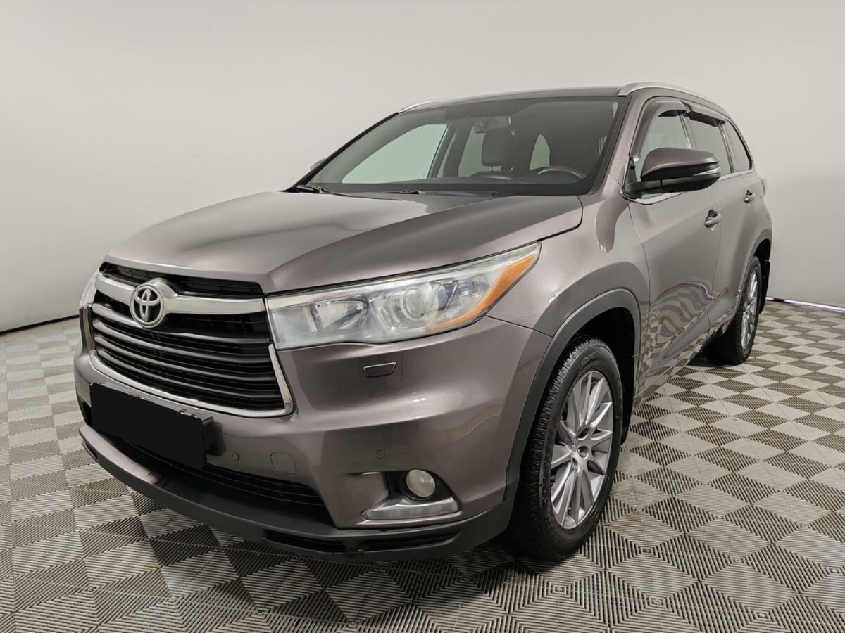 Toyota Highlander III (U50), 2014