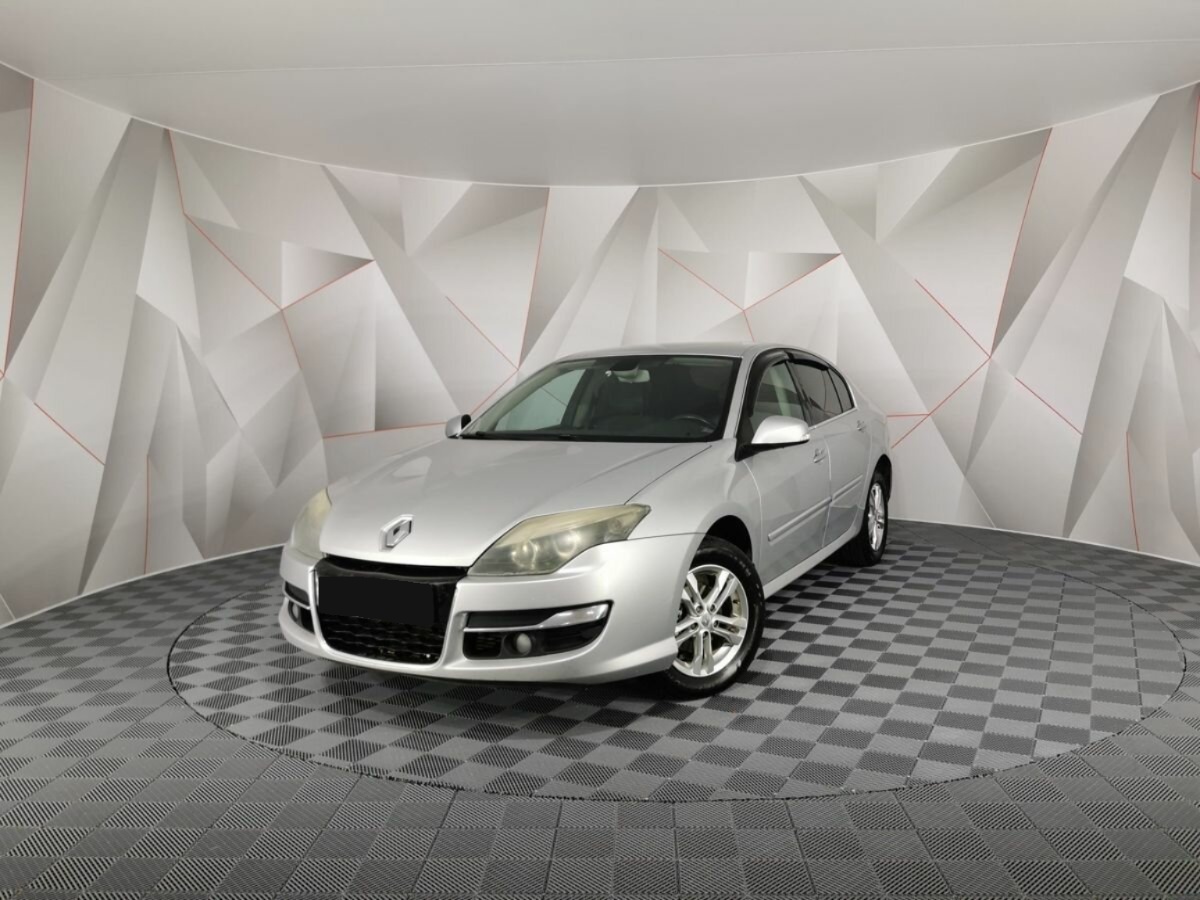 Renault Laguna III Рестайлинг, 2011