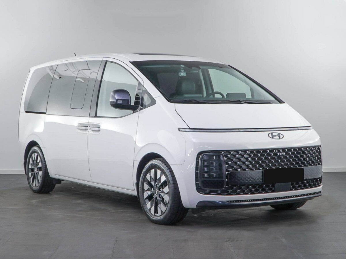Hyundai Staria, 2022